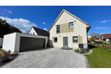 Wohnen im Familienglück - 485.000,00&nbsp;EUR Kaufpreis, ca.&nbsp; 104,40&nbsp;m&sup2;&nbsp;Wohnfl&auml;che in Ohorn (PLZ: 01896)