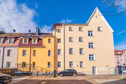 Haus zum Kaufen in Weimar 1.289.000,00 € 704.98 m²