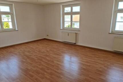 +++ Großzügige, helle 2-Zimmer-Wohnung in Burgstädt +++
