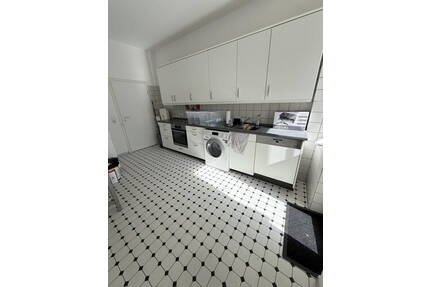 Attraktive 2,5-Zimmer-Wohnung - hell & mitten in der Dortmunder City