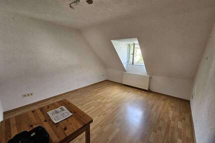 Wohnung zum Kaufen in Stuttgart 220.000,00 € 57 m²