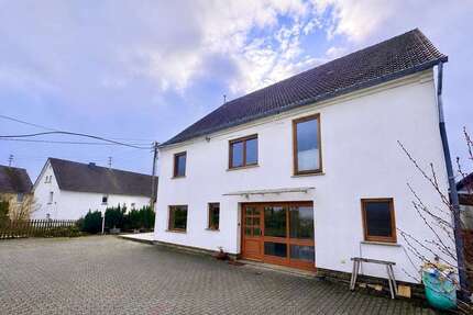 Haus zum Kaufen in Kettenhausen 169.000,00 € 180 m²