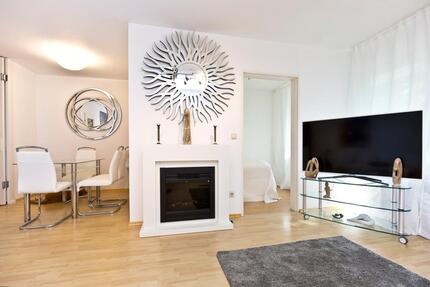 Moderne 2-Zimmer-Wohnung in MünchenSolln mit Balkon und Sauna