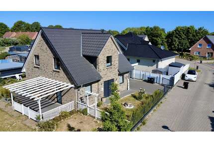 Haus zum Kaufen in Rickling 449.000,00 € 124.1 m²