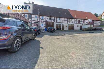 Haus zum Kaufen in Bad Arolsen Schmillinghausen 159.000,00 € 220 m² - Bad Arolsen / Schmillinghausen