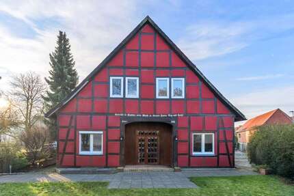 Haus zum Kaufen in Neustadt am Rübenberge 299.000,00 € 277 m²