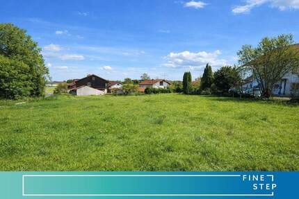 Top-Lage im 3er-Ensemble: Baureifes Grundstück mit genehmigtem Hausprojekt - Obing Frabertsham