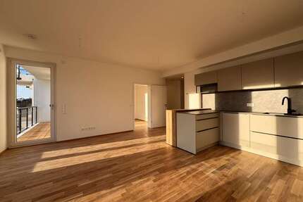 Wohnung zum Mieten in Leipzig 1.465,00 € 77.93 m²