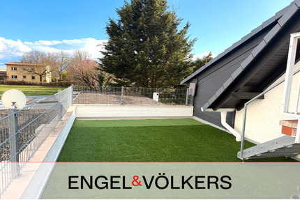 Charmante 4-Zimmer-Wohnung mit Balkon, Dachterrasse & Einbauküche in ruhiger Lage von Messel