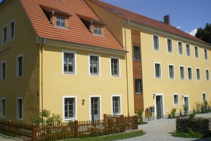 Ruhige 2 Raumwohnung mit Kamin und Balkon in Alt-Weinhübel - Görlitz