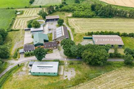 Haus zum Kaufen in Alt Bennebek 1.150.000,00 € 336 m²