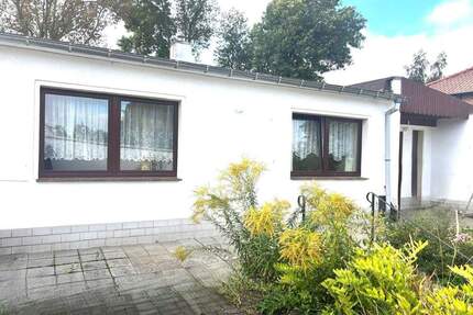 Verstecktes Potenzial auf dem Land - großzügiges Anwesen in Teuchern mit Charme!