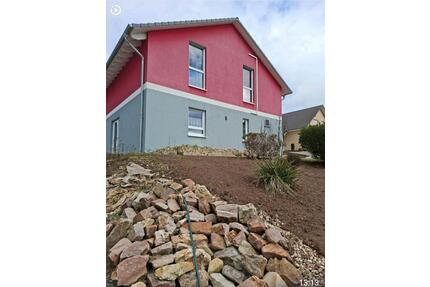 Einfamilienhaus - 379.000,00&nbsp;EUR Kaufpreis, ca.&nbsp; 145,00&nbsp;m&sup2; in Idar-Oberstein (PLZ: 55743)