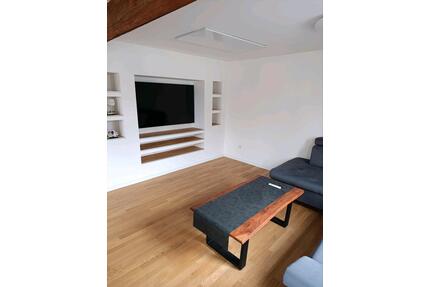 Möbilierte 3 Zi. WHG. in Frankfurt Zeilsheim - Kelsterbach