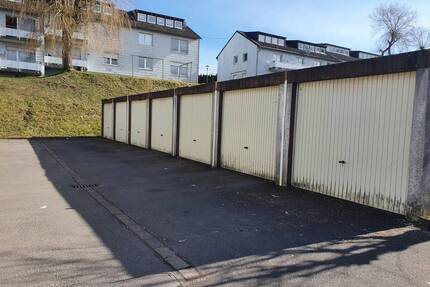 Fünf Garagen in Hermeskeil zu erwerben - Solide Investition in Ihre Zukunft!