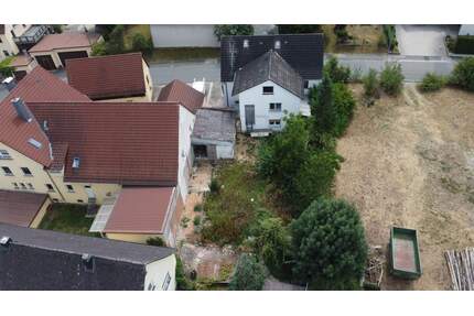 Mehrgenerationshaus mit Garten 2 Doppelgaragen und Bebaubarem Grundstück *Kernsaniert* - Burgthann Unterferrieden