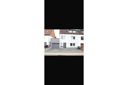 Tolle 3ZKB EG Wohnung in Merchweiler mit Stellplatz zu vermieten