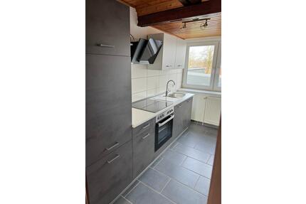 2 Zimmer Wohnung (79m2) im 1. Obergeschoss - zentral in Schwesing - Husum