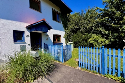 Wohnen im Grünen - Familienfreundliche DHH in Gilching