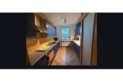 Helle 3 Zimmerwohnung 89 qm, Welfenallee, nähe Lauensteinplatz - Celle Neustadt/Heese