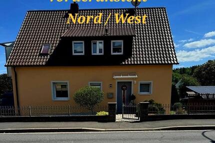 Kernsaniertes Zweifamilienhaus - 425.000,00&nbsp;EUR Kaufpreis, ca.&nbsp; 133,00&nbsp;m&sup2; in Lichtenfels (PLZ: 96215)