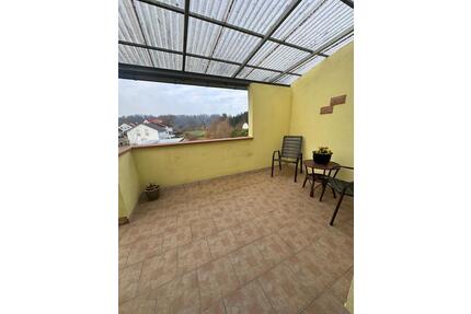 Helle 3-Zimmer-Wohnung mit Balkon & EBK - Blieskastel