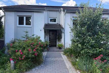 Haus zum Kaufen in Klein-Winternheim 892.000,00 € 204 m²