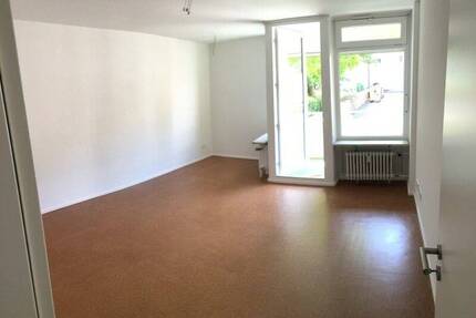 2021 renovierte 2-Zimmerwohnung - Balkon - Neue Elektrik - Neues Bad - Nürnberg Seeleinsbühl