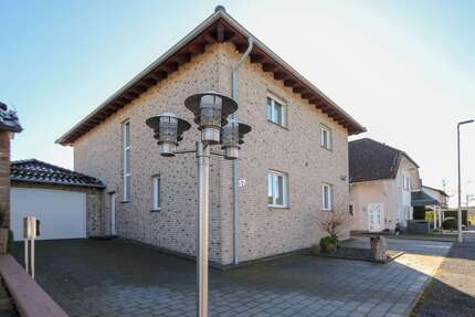 Haus zum Kaufen in Mechernich 599.000,00 € 201 m²