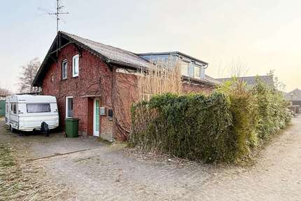 Haus zum Kaufen in Rantrum 249.000,00 € 244 m²