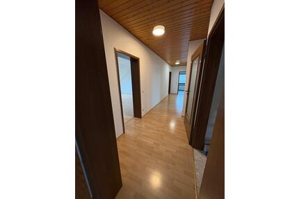 Mietwohnung in Nieder Rosbach 105 qm OG - Rosbach vor der Höhe