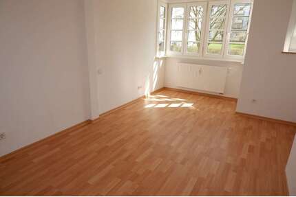 Wohnung zum Mieten in Chemnitz 235,00 € 40.85 m²