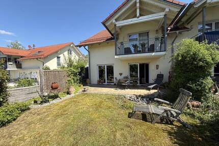 Herrliche 3-Zimmer-Wohnung EG mit 150m2 Garten - Burgkirchen an der Alz