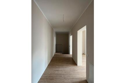 Sanierung aus 2022: WE4 helle 2-Zimmer Wohnung Loggia & Parkplatz - Magdeburg Nordwest