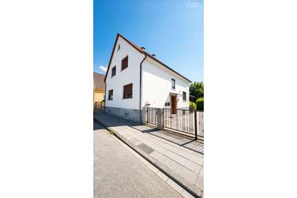 Haus zum Kaufen in Forst 450.000,00 € 118 m²