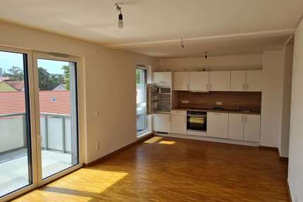 Wohnung zum Mieten in Erlangen 1.570,93 € 101.35 m²