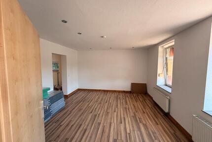 Wohnung zu vermieten in Dileflen 2 ZKB - Dillingen (Saar)