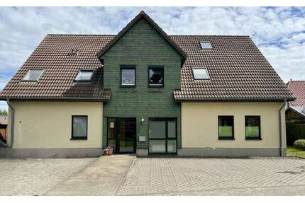 Haus zum Kaufen in Burow 199.000,00 € 226 m²