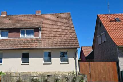 Haus zum Kaufen in Frellstedt 145.000,00 € 142 m²