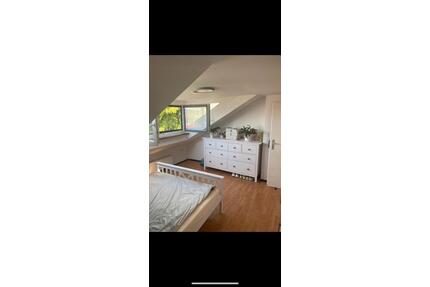 Dachgeschosswohnung möbliert - 800,00&nbsp;EUR Kaltmiete, ca.&nbsp; 39,00&nbsp;m&sup2; in Ulm (PLZ: 89075) Obertalfingen