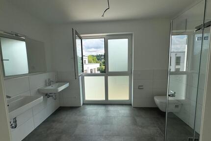 Einmaliger Blick und riesige Dachterrasse - Nürtingen