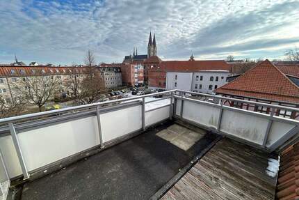 Mit schöner Dachterrasse!! 2-Zimmer-Wohnung sucht neuen Mieter! - Halberstadt