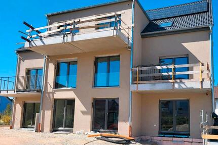 Erstbezug energieeffiziente 2 Zimmer Wohnung mit EBK, Balkon, TG - Amberg