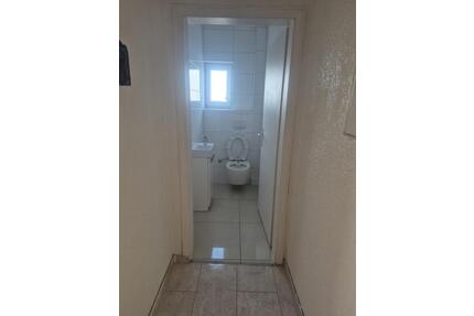 Zweifamilienhaus mit 7 Zimmern und Garage in Rangendingen PROVISI