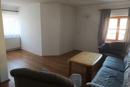 Wohnung zu vermieten - 780,00&nbsp;EUR Kaltmiete, ca.&nbsp; 100,00&nbsp;m&sup2; in Polling (PLZ: 84570)