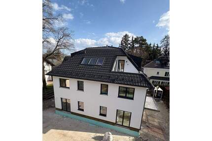 Bestens geschnittene NEUBAU-Gartenwohnung inkl. taghellem Souterrain - München Trudering-Riem