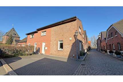 Haus zum Kaufen in Hünxe 485.000,00 € 246 m²