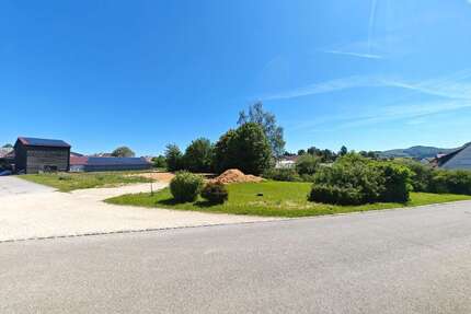 Grundstück zu verkaufen in St. Johann - Upfingen 398.000,00 € 3698 m²