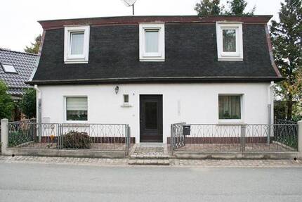 *Mehltheuer - kleines eigenes Häuschen* - Hirschstein