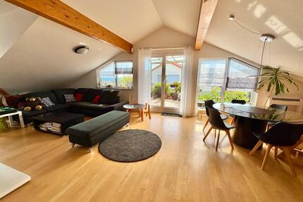 Helle klimatisierte 5-Zimmer-Wohnung mit grandiosem Ausblick - Marbach am Neckar